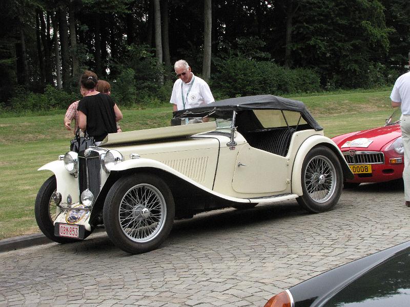MG DAY 2010, georganiseerd  door MG Club Belgique Sud (76).JPG